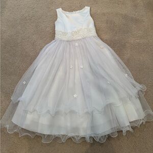 Kid's Dream White Floral sleeveless communion Layered Dress, size 5/6